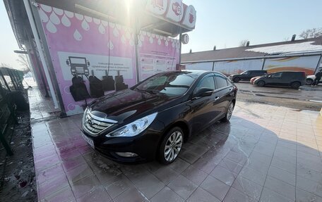 Hyundai Sonata VI, 2012 год, 999 000 рублей, 4 фотография