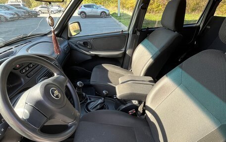 Chevrolet Niva I рестайлинг, 2019 год, 900 000 рублей, 9 фотография