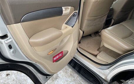 Toyota Land Cruiser Prado 120 рестайлинг, 2004 год, 1 300 000 рублей, 12 фотография