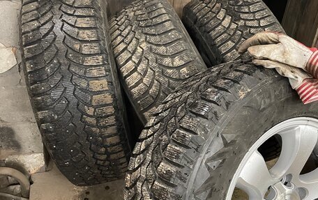 Toyota Land Cruiser Prado 120 рестайлинг, 2004 год, 1 300 000 рублей, 25 фотография