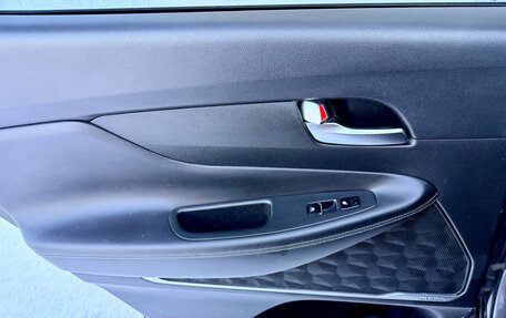 Hyundai Santa Fe IV, 2018 год, 3 050 000 рублей, 20 фотография