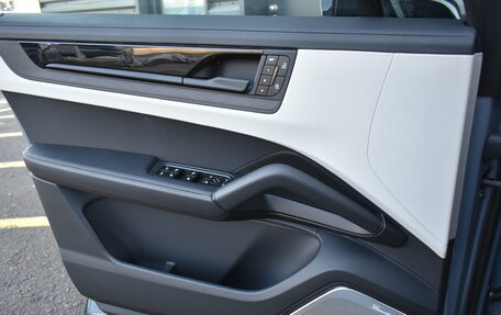 Porsche Cayenne III, 2026 год, 19 299 000 рублей, 28 фотография