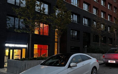 Mercedes-Benz E-Класс, 2010 год, 1 400 000 рублей, 6 фотография