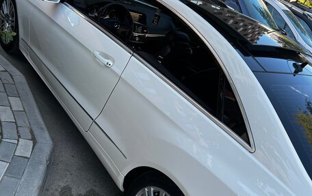 Mercedes-Benz E-Класс, 2010 год, 1 400 000 рублей, 10 фотография