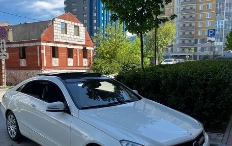 Mercedes-Benz E-Класс, 2010 год, 1 400 000 рублей, 9 фотография