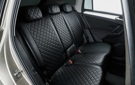 Volkswagen Tiguan II, 2019 год, 2 399 000 рублей, 7 фотография