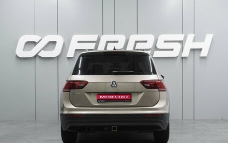 Volkswagen Tiguan II, 2019 год, 2 399 000 рублей, 4 фотография
