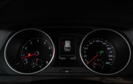 Volkswagen Tiguan II, 2019 год, 2 399 000 рублей, 15 фотография