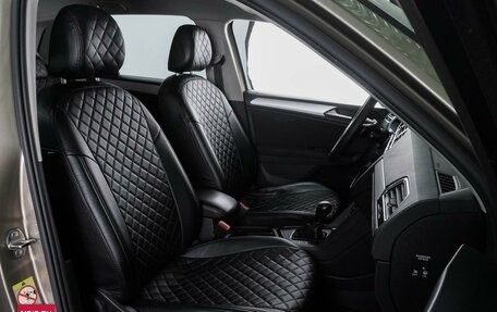 Volkswagen Tiguan II, 2019 год, 2 399 000 рублей, 8 фотография