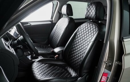 Volkswagen Tiguan II, 2019 год, 2 399 000 рублей, 10 фотография