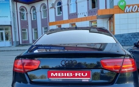 Audi A8, 2011 год, 2 500 000 рублей, 14 фотография