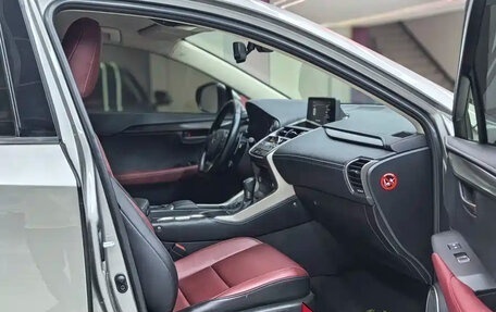 Lexus NX, 2023 год, 2 980 777 рублей, 10 фотография