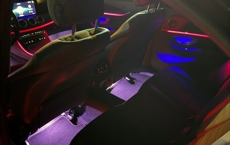 Mercedes-Benz E-Класс, 2020 год, 3 300 000 рублей, 5 фотография