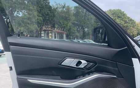 BMW 3 серия, 2022 год, 3 000 000 рублей, 19 фотография