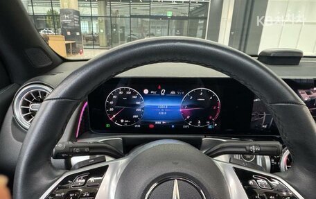 Mercedes-Benz GLB, 2023 год, 3 326 000 рублей, 10 фотография