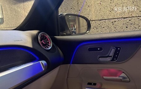 Mercedes-Benz GLB, 2023 год, 3 289 000 рублей, 14 фотография