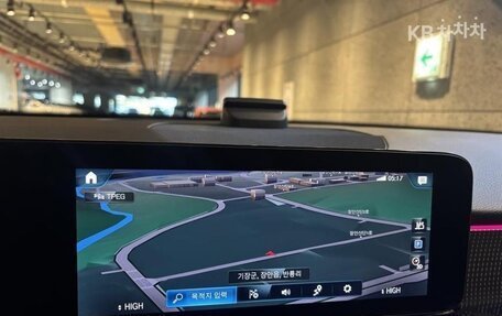 Mercedes-Benz GLB, 2023 год, 3 289 000 рублей, 11 фотография