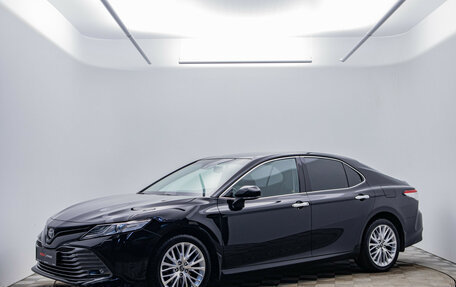 Toyota Camry, 2019 год, 2 970 000 рублей, 1 фотография