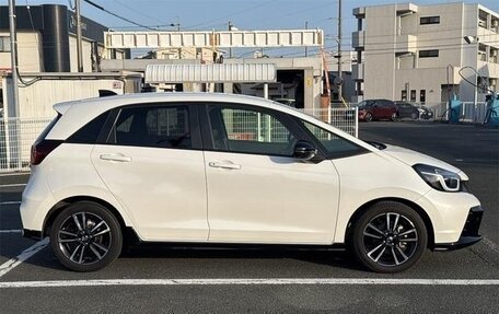 Honda Fit, 2023 год, 1 100 001 рублей, 4 фотография