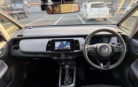 Honda Fit, 2023 год, 1 100 001 рублей, 10 фотография