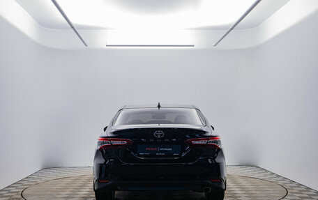 Toyota Camry, 2019 год, 2 970 000 рублей, 6 фотография