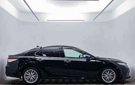 Toyota Camry, 2019 год, 2 970 000 рублей, 4 фотография