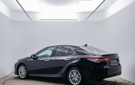 Toyota Camry, 2019 год, 2 970 000 рублей, 7 фотография