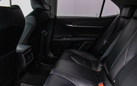 Toyota Camry, 2019 год, 2 970 000 рублей, 11 фотография