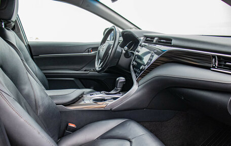 Toyota Camry, 2019 год, 2 970 000 рублей, 9 фотография