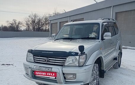 Toyota Land Cruiser Prado 90 рестайлинг, 2001 год, 1 290 000 рублей, 6 фотография