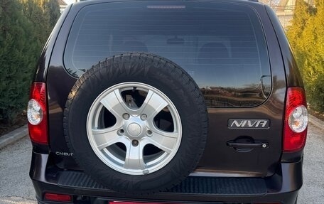 Chevrolet Niva I рестайлинг, 2011 год, 500 000 рублей, 7 фотография
