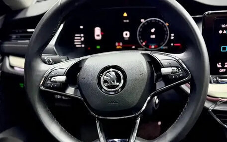 Skoda Octavia IV, 2022 год, 1 582 000 рублей, 16 фотография