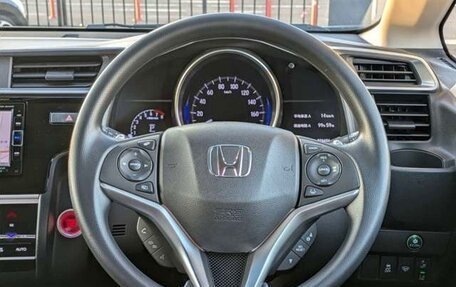 Honda Fit III, 2020 год, 935 000 рублей, 17 фотография