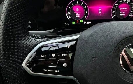 Volkswagen Golf VIII, 2022 год, 1 690 004 рублей, 14 фотография