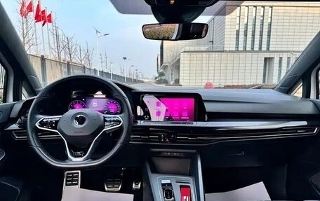 Volkswagen Golf VIII, 2022 год, 1 690 004 рублей, 9 фотография