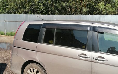 Toyota ISis I, 2006 год, 700 000 рублей, 11 фотография