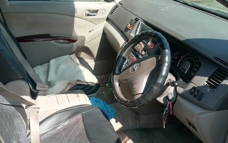 Toyota ISis I, 2006 год, 700 000 рублей, 8 фотография