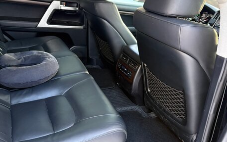 Toyota Land Cruiser 200, 2016 год, 6 650 000 рублей, 5 фотография