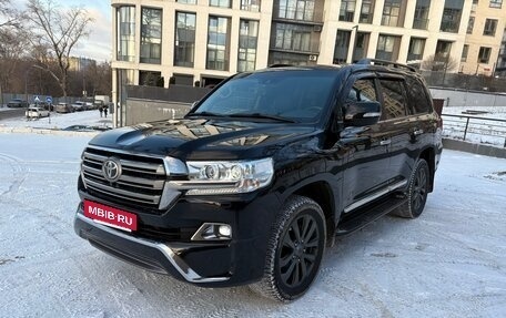Toyota Land Cruiser 200, 2016 год, 6 650 000 рублей, 2 фотография