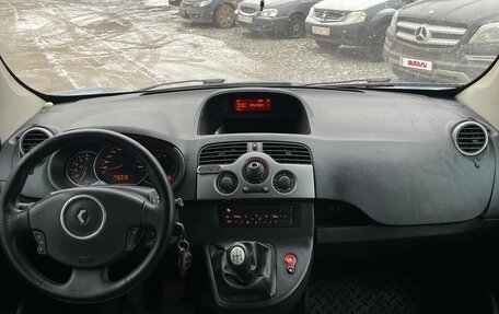 Renault Kangoo II рестайлинг, 2011 год, 650 000 рублей, 10 фотография