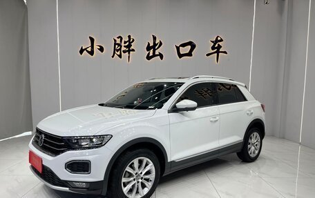 Volkswagen T-Roc I, 2023 год, 1 500 000 рублей, 1 фотография