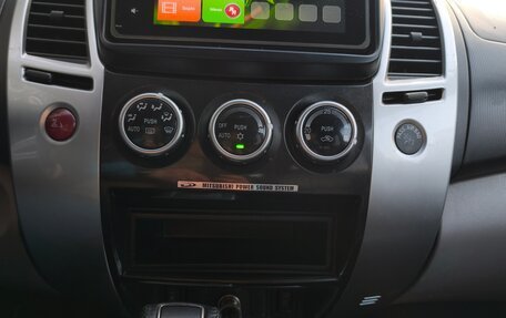 Mitsubishi Pajero Sport II рестайлинг, 2012 год, 1 490 000 рублей, 24 фотография