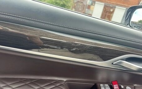 BMW 7 серия, 2019 год, 6 000 000 рублей, 20 фотография