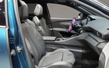 Peugeot 5008 II, 2022 год, 1 865 000 рублей, 6 фотография