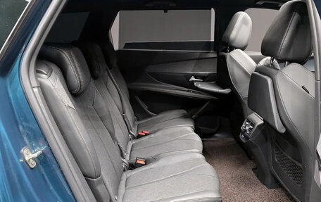 Peugeot 5008 II, 2022 год, 1 865 000 рублей, 7 фотография