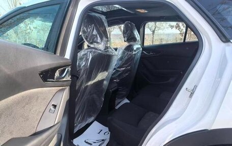 Mazda CX-4, 2023 год, 1 988 000 рублей, 11 фотография