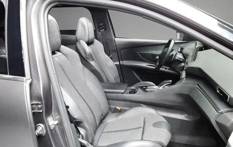 Peugeot 3008 II, 2022 год, 1 655 000 рублей, 6 фотография