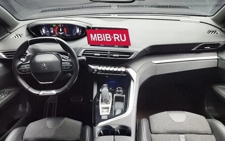 Peugeot 3008 II, 2022 год, 1 655 000 рублей, 8 фотография