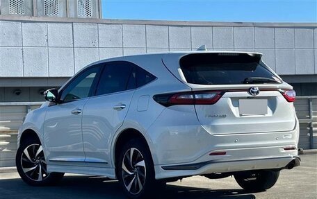 Toyota Harrier, 2020 год, 2 042 000 рублей, 3 фотография