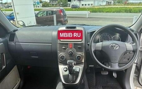 Toyota Rush II, 2015 год, 913 000 рублей, 15 фотография